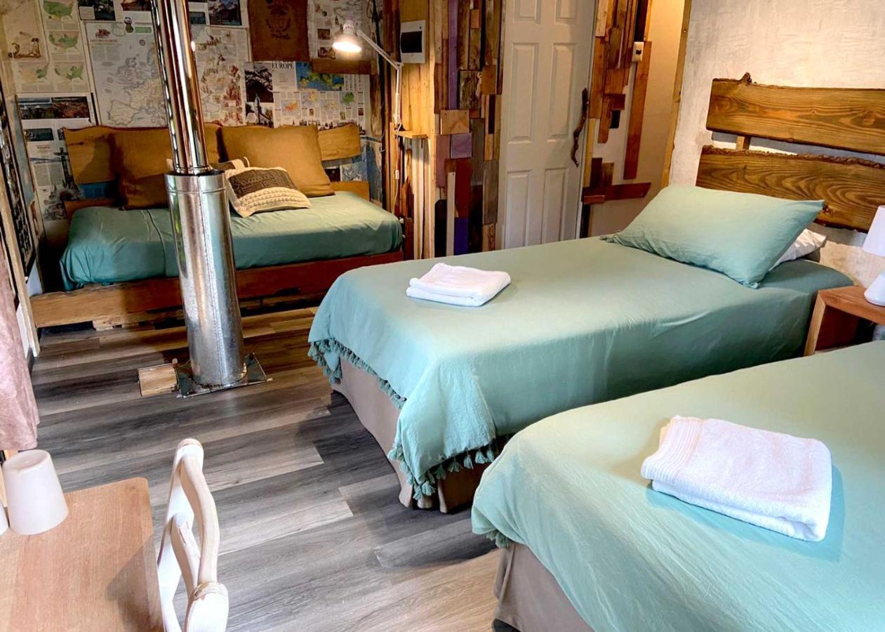 לה אנסנדה La Colmena Eco Lodge מראה חיצוני תמונה