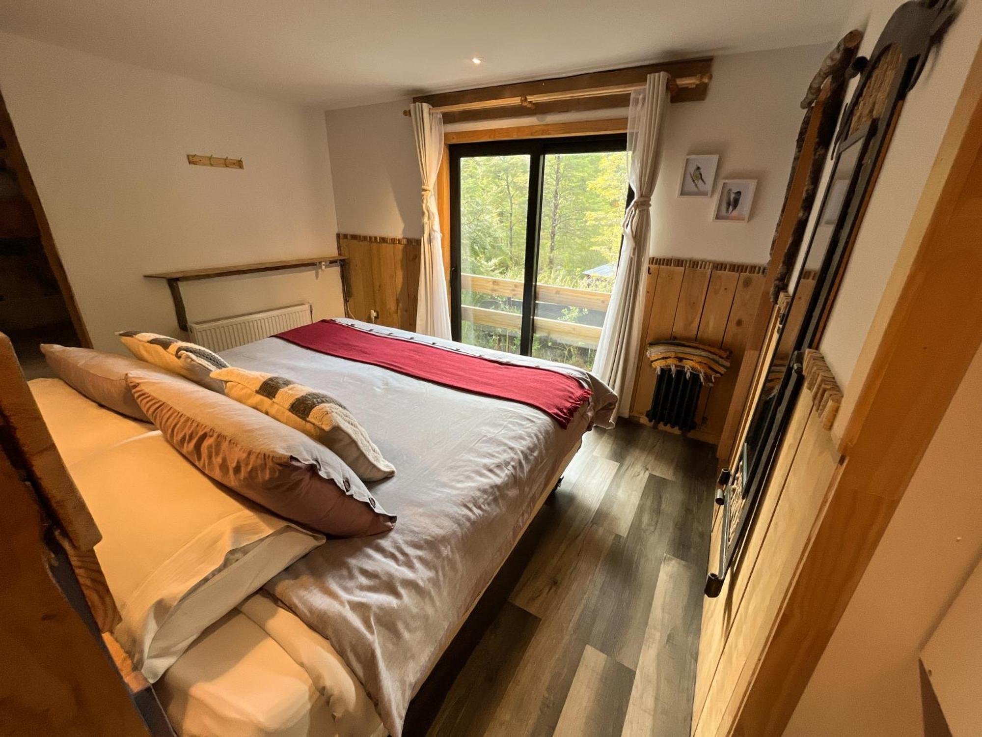 לה אנסנדה La Colmena Eco Lodge מראה חיצוני תמונה