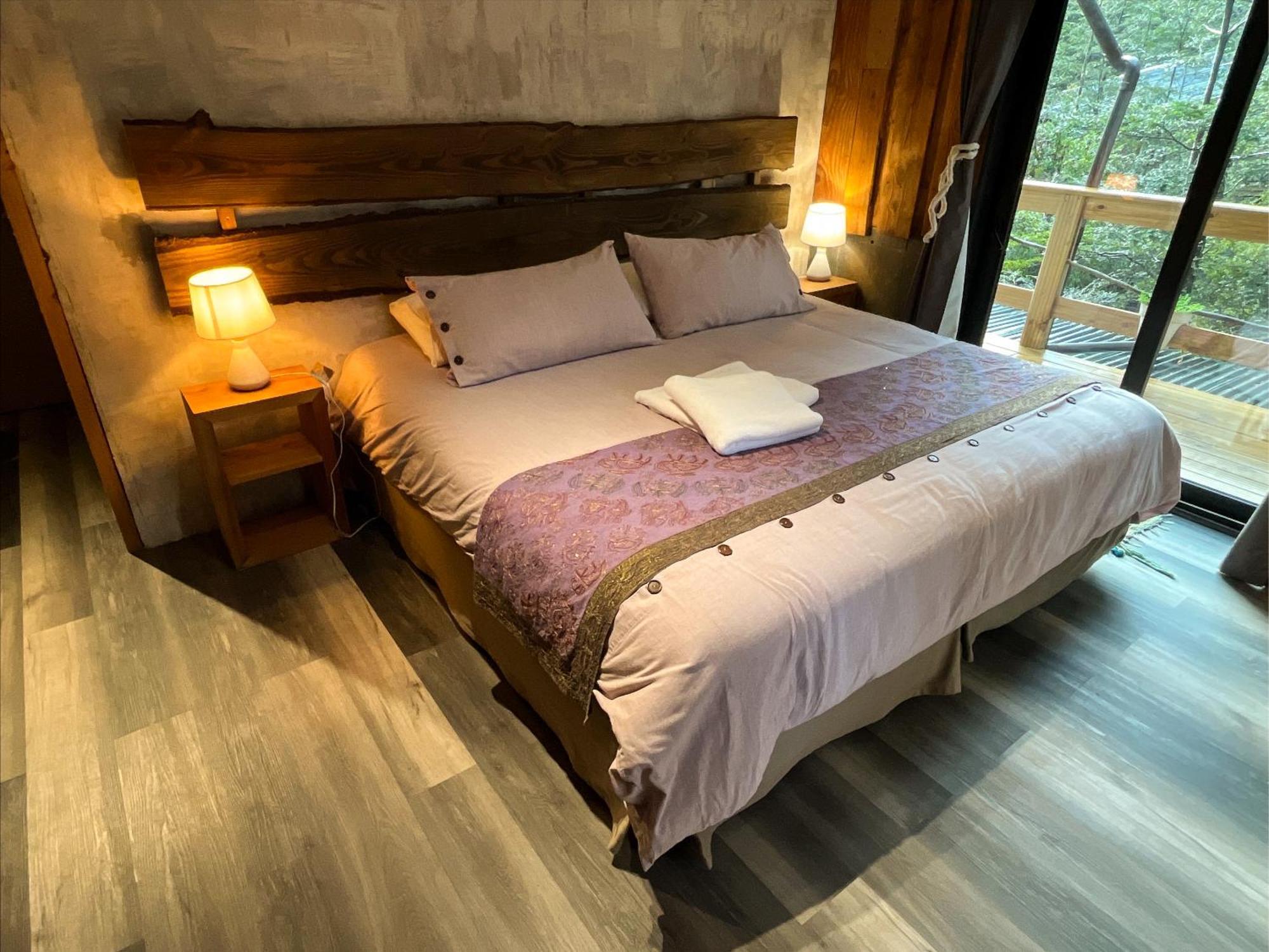 לה אנסנדה La Colmena Eco Lodge מראה חיצוני תמונה